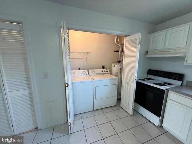 Photo - 23 Taft Ave Unit 3