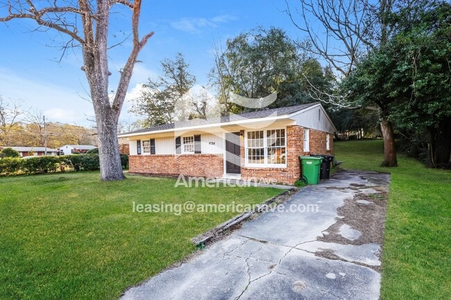 Photo - 4784 Gardiner Dr