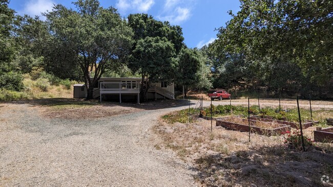 Building Photo - 892 Corbett Canyon Rd Rental