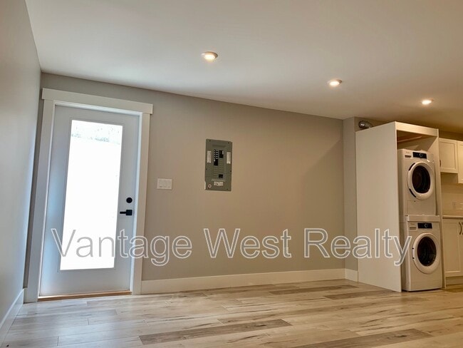 Photo - 1310-1310 Mine Hill Dr