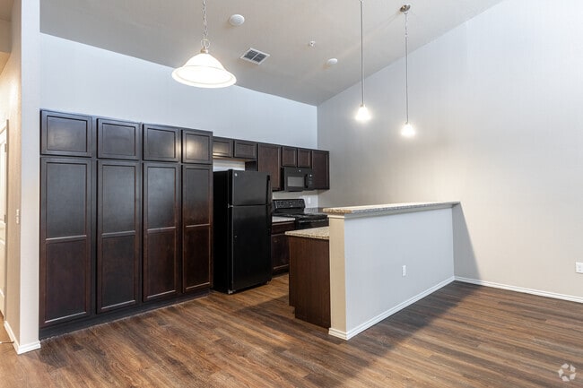3BR, 2BA - 1,401SF - Kitchen
