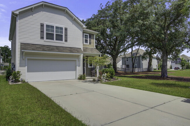 Photo - 1022 Sago Palm Ct House