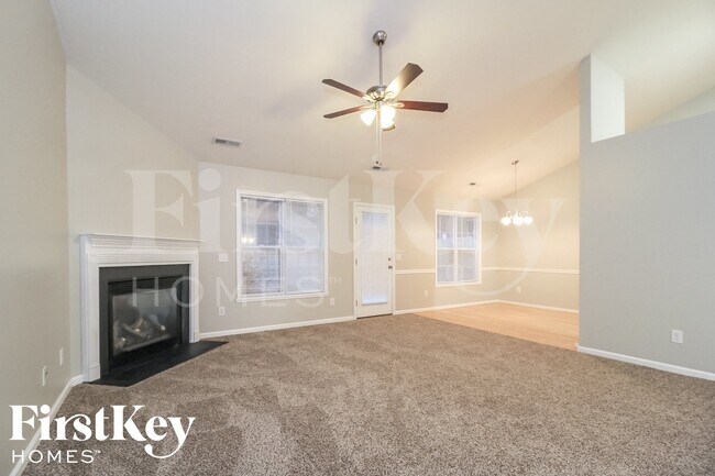 Photo - 4040 Creekside Ct