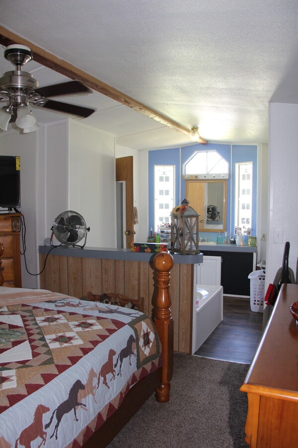 Photo - 5588 Lake Buffum Rd