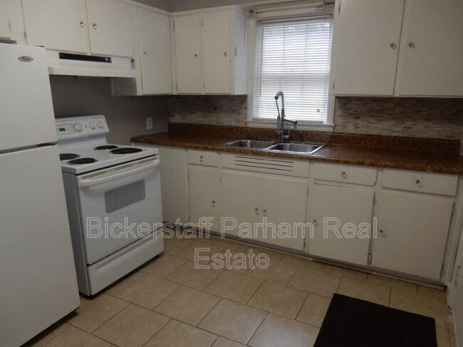 Photo - 6123 Warner Rd