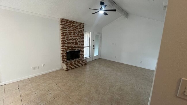 Photo - 9515 Aberdeen Way Unit #B