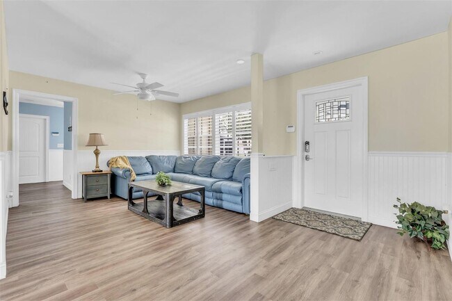 Photo - 9860 NW 3rd St