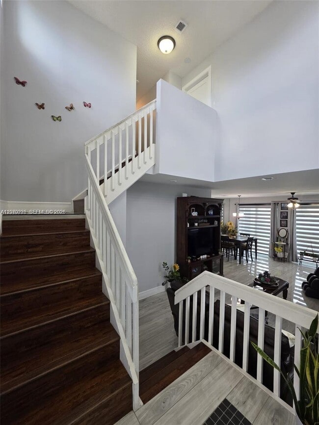 Photo - 680 NW 159th Ave
