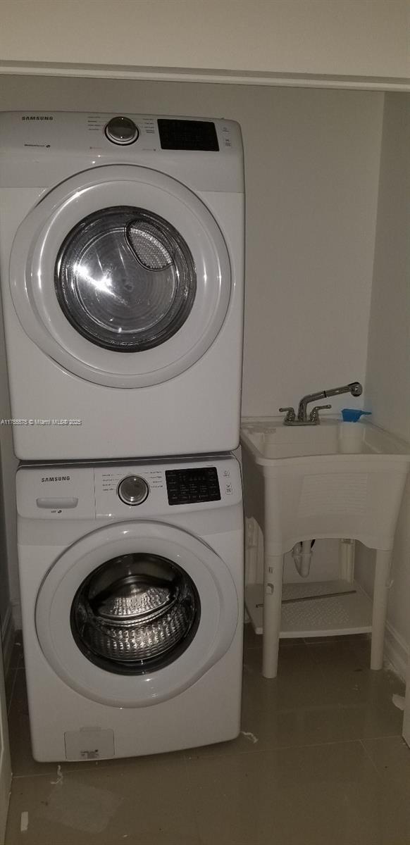 Photo - 325 NW 52nd St