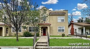 Building Photo - 1535 W Woodlawn Ave Unit 1