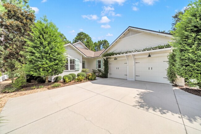 Photo - 654 Breakers Street
