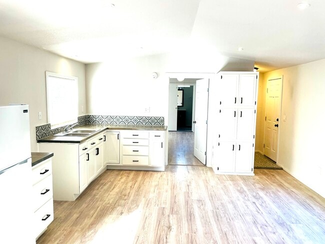 Photo - 1009 Pine Eagle Ln