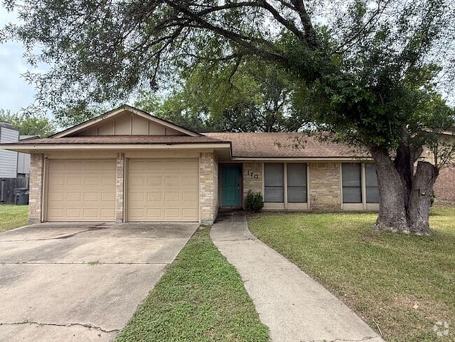 Building Photo - Move in ready! Three bedroom 2 bath home i...
