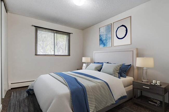 Photo - Huxley Apartments