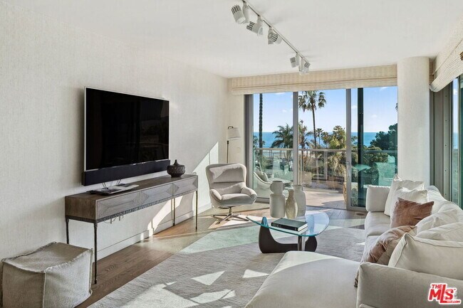 Building Photo - 1755 Ocean Ave Unit 614 Rental