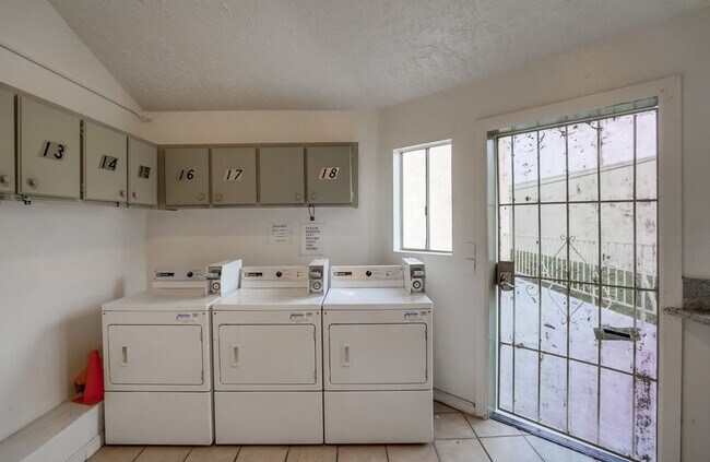 Photo - Secure and Convenient Multi-Unit Asset in ...