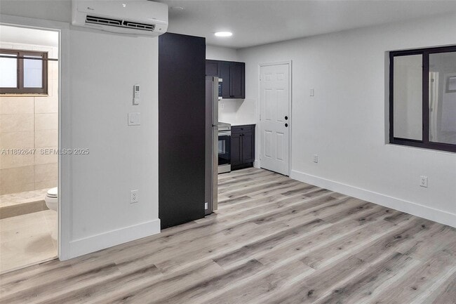 Photo - 4037 SW 65th Ave Unit 9