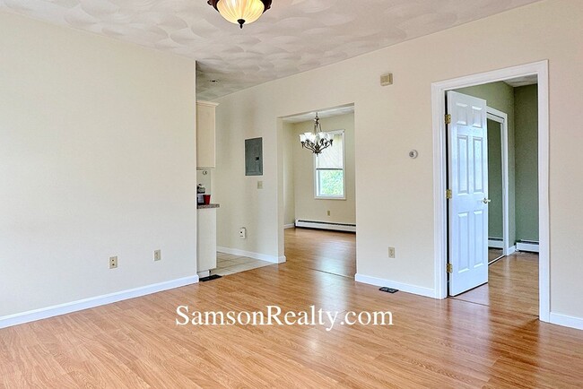 Photo - 17 Sutton St Unit 2