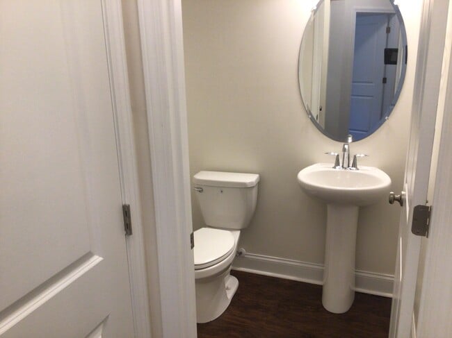 Photo - 132 McKelvey Pl