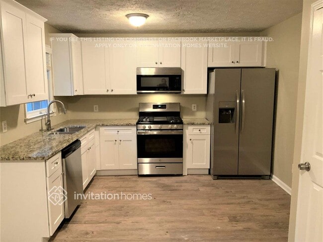 Photo - 430 Braxton Dr