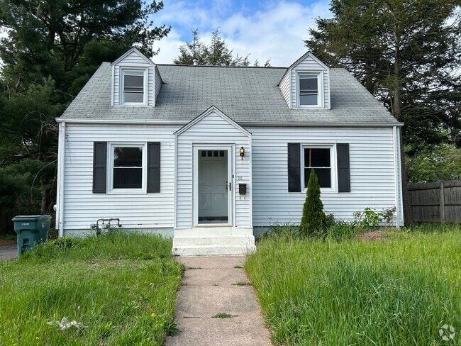 Building Photo - 39 Welch St Rental