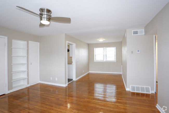 Interior Photo - Sandstone Apartments