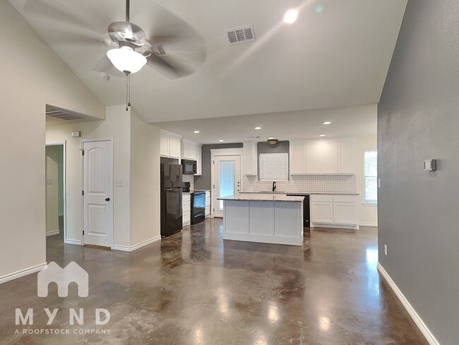 Photo - 2715 San Gabriel Dr