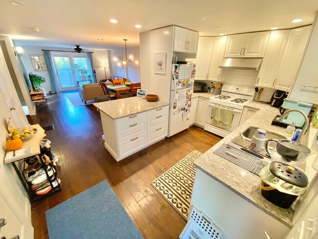 Photo - 3 Bedroom Home in South Burlington VT Avai...