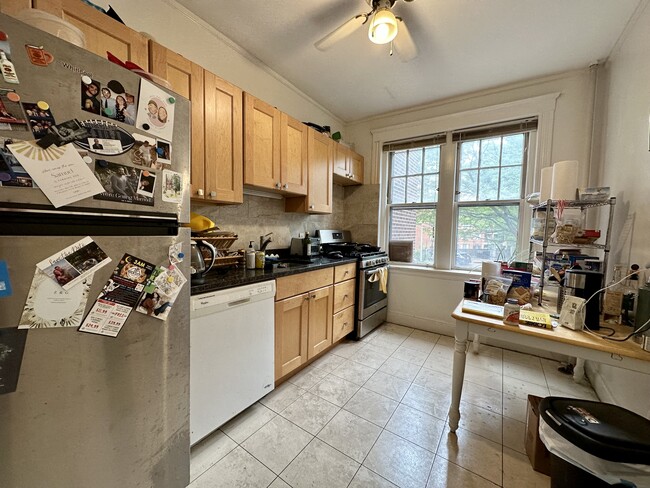 Photo - 25 Mount Hood Rd Apartment Unit 3