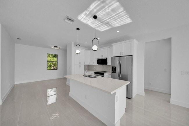Photo - Single family for rent located in Port Charlotte FL!. 3BR+Den/2Bath.Rapid approval.NO HOA.City Water