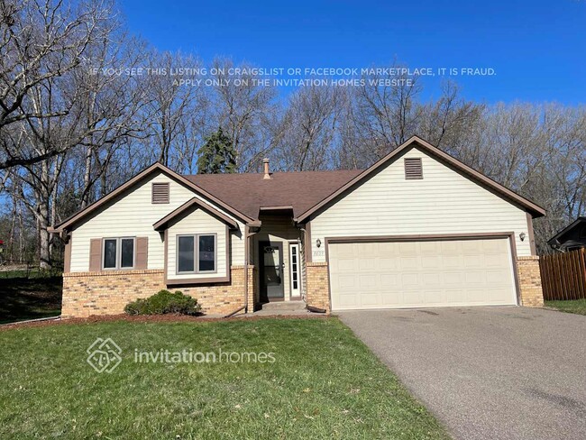 Building Photo - 1609 Lakewood Dr N Rental