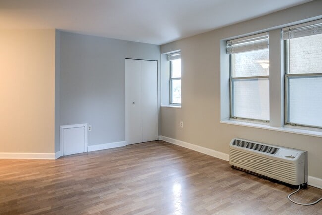 Photo - Spacious Studio Across from Meridian Hill Park!