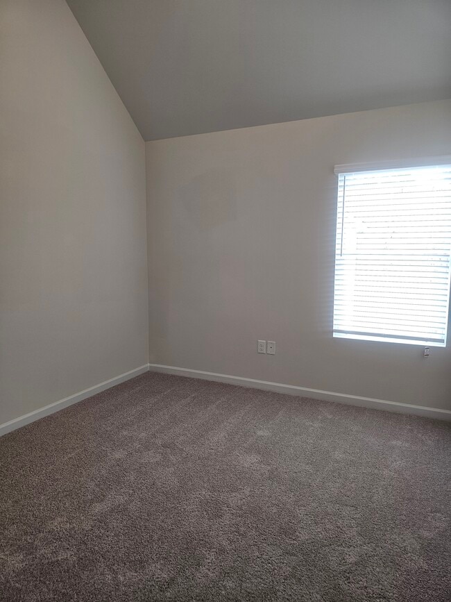 Photo - 831 River Gardens Dr