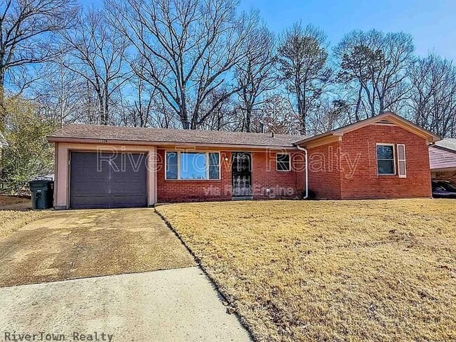 Photo - 2644 Courtney Dr
