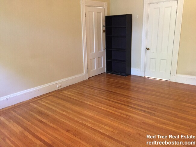 429 Marlborough St Unit 3