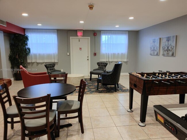 Photo - 421 NE 1st St Unit #108