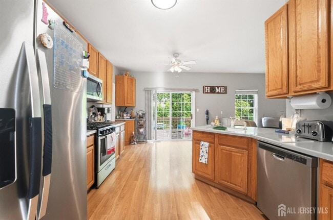 19 Gregory St