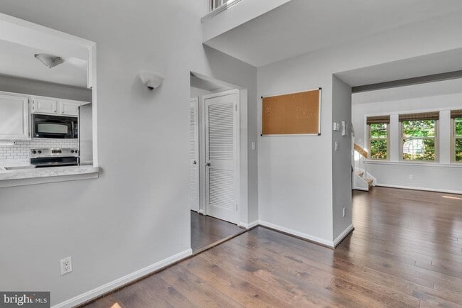 Photo - 525 Bashford Ln Unidad 5