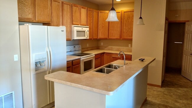 943 Willow Glen Dr