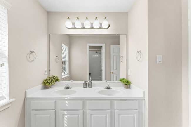 Photo - 91 S Downy Willow Cir