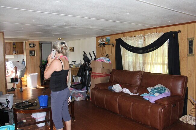 Photo - 5544 Lake Buffum Rd