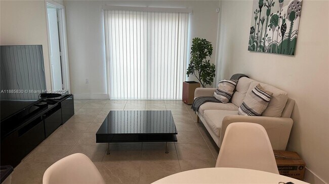 Photo - 8201 NW 41st St Unidad 408