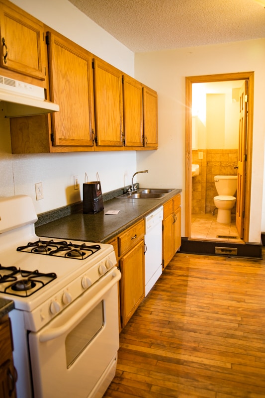 Photo - 1305 E Hennepin Ave