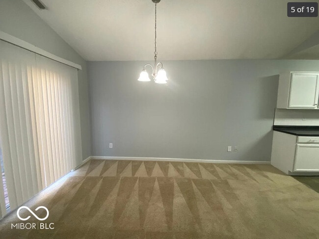 Photo - 628 Mountain Pine Dr