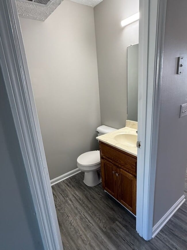Photo - 203 Aqueduct Dr Unit A