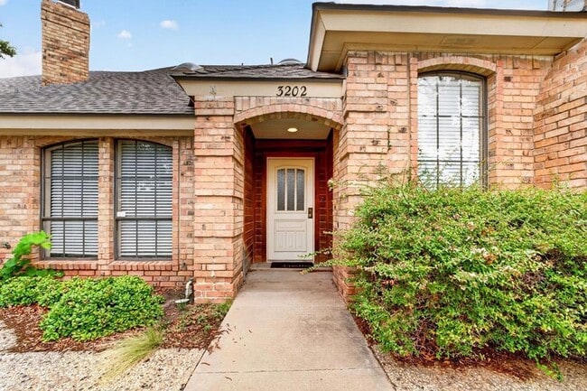 Photo - 3202 Tealwood Pl