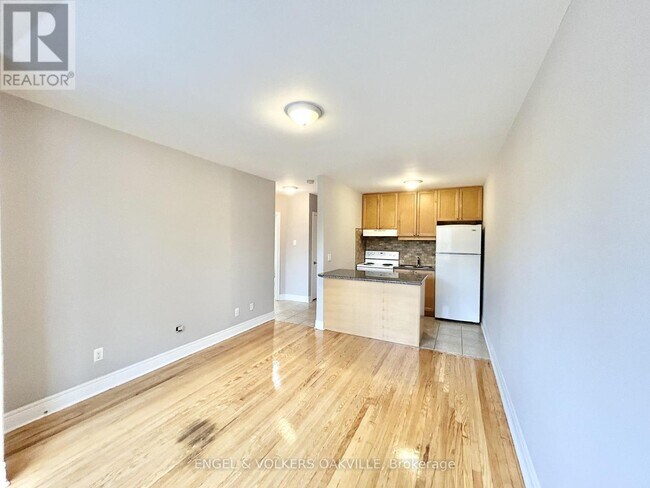 Photo - 90 Twenty Fifth St Unit 8