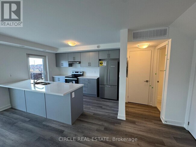 Photo - 35 Romilly Ave