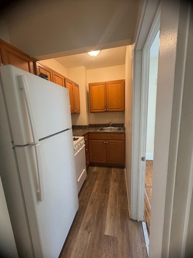 Photo - 842 County St Unidad 1