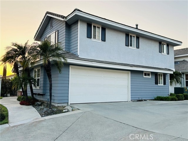 Photo - 555 W Lemon Ave